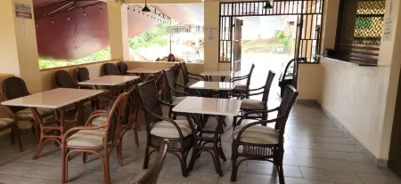 Lagoon Resort & Spa Отели в г. Кутус