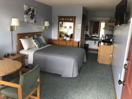 Edge of the Woods Motel Отели в г. Клирфилд