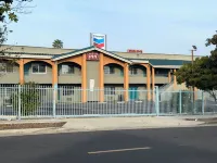 Circle City Inn فنادق في كورونا
