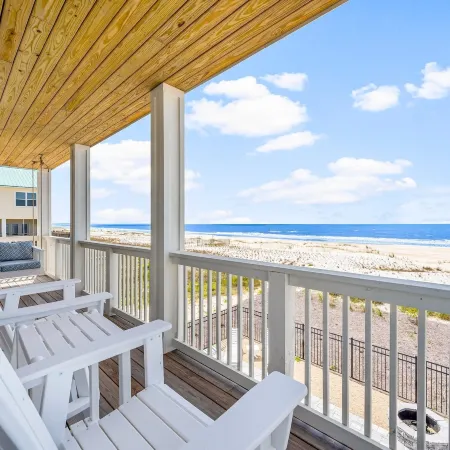 Pet Friendly Beach House - Sand Castle Hideaway by Panhandle Getaways