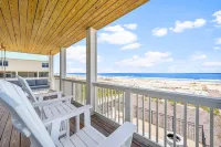 Pet Friendly Beach House - Sand Castle Hideaway by Panhandle Getaways - Ocean View