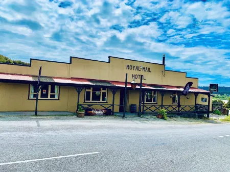 Woodstock Hotel Отели в г. Сивью