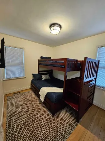 Modernized Dearborn Gem-Telegraph/Ford Rd