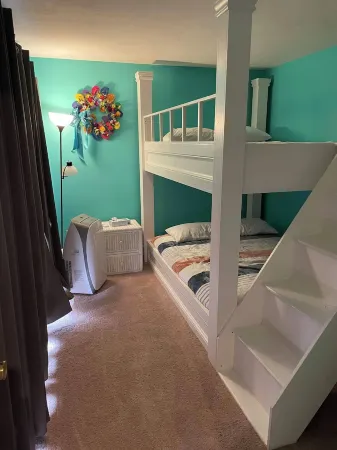 Nice resort style condo at The Shores 2BD/1.5 bath