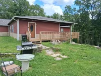 Riverbend Getaway 134-Luxury & Comfort Sleep 20+ Nearby-Swim, Float, Hike, Relax