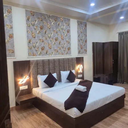 Hotel Shubh Mangal Grand