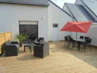 Very nice new house near beaches