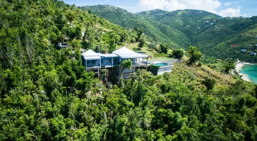 Stylish, Secluded Villa with Pool, Hot tub and Stunning Views