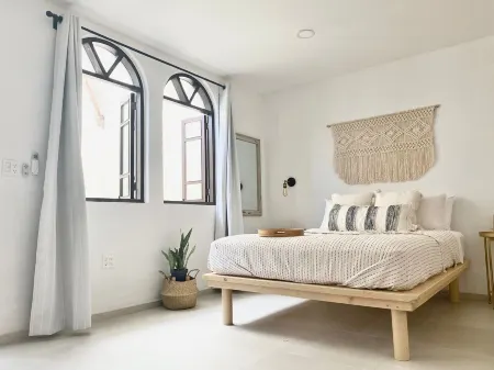 Loreto80-NEW Studio Cirio, in downtown by beach