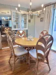 Updated Tranquil 2-bedroom heated pool  house in Venice FL, close to Beaches.