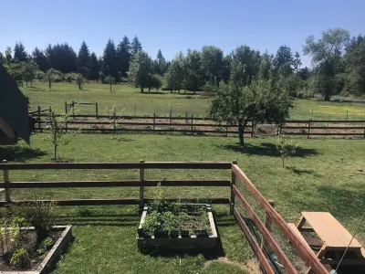3G Farms studio Gateway to Mount St. Helens & Cowlitz River