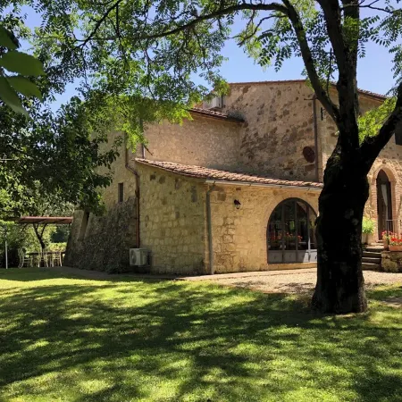 Farmhouse in Tuscany for Vacations with Family and Friends, Private Fenced Pool
