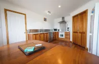 St Helens On The Bay apartment 1