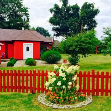 Stylish house in an idyllic, quiet location, large garden. Отели в г. Полицкий повят