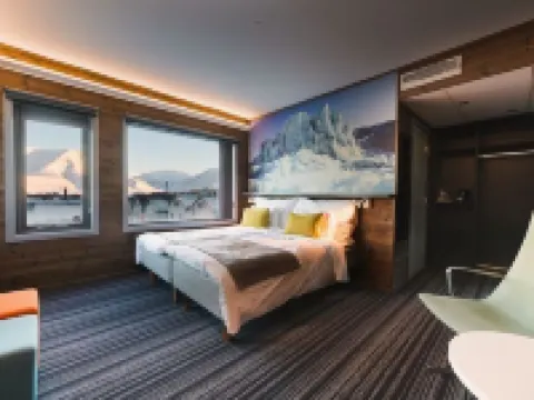 Svalbard Hotell | Polfareren Hotels in Longyearbyen