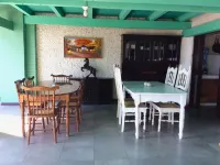 Beautiful House In Front Of The Beach,! Hotels in El Transito