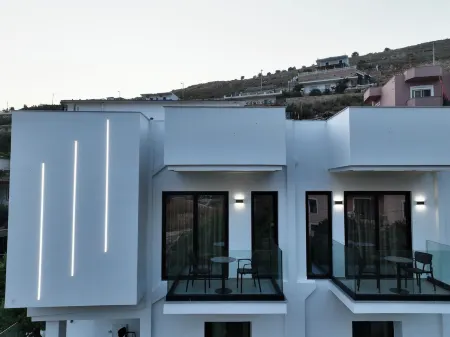 Hotel AURA Отели в г. Дельвина