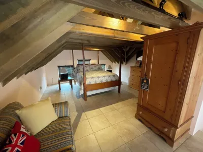 Charming New Waterfront One Bedroom Loft Apartment On Mullet  Bay  St. George’s