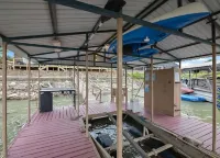 Waterfront Luxury Getaway for Gatherings - 180 Degree Views, Large Deck & Dock