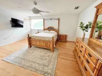 Cozy Oasis Pool Home-1 Min from Baptist Hospital Hotels in The Hammocks