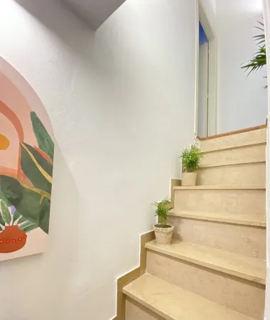 Travel Smart [Wi-fi, HD TV, Workspace, Free Parking] Отели рядом с достопримечательностью «Parrocchia Dei Ss. Maria Assunta e Jacopo Maggiore di Lammari»