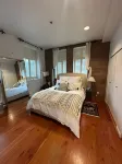 Heritage Townhome Steps from the Beach in Kitsilano with Private Rooftop Patio UBC Extended Learning周辺のホテル