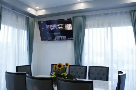 Rowena's River Resort with private pool  5minutes away from Our Lady of Manaoag Отели рядом с достопримечательностью «Iglesia Ni Cristo»