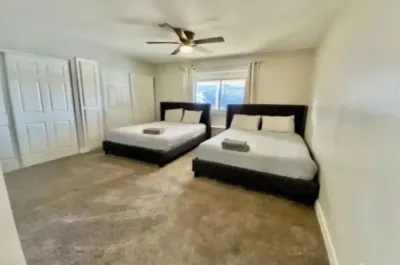 Henderson House  6beds,Pool,backyard,pet friendly, free parking Hotels near Boulder City Dry Lake Bed