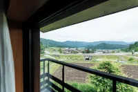 Hotel Kikori - Bergblick