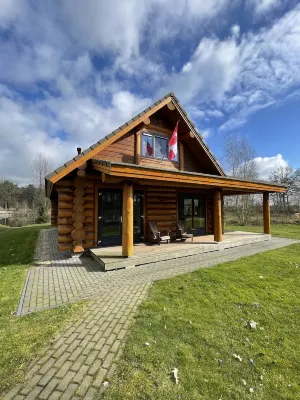 Unique wooden Villa (6p) with sauna in Twente 2 Отели в г. 