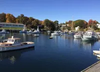 Lovely 1br Condo with indoor outdoor pool walkable to Perkins Cove and town!