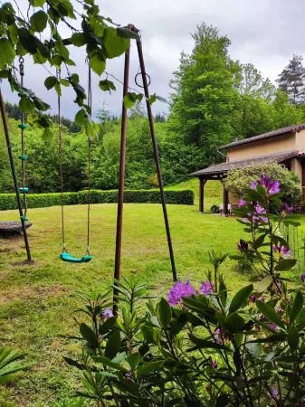 Country house in Livradois Forez Отели в г. Сен-Виктор-Монвьянекс