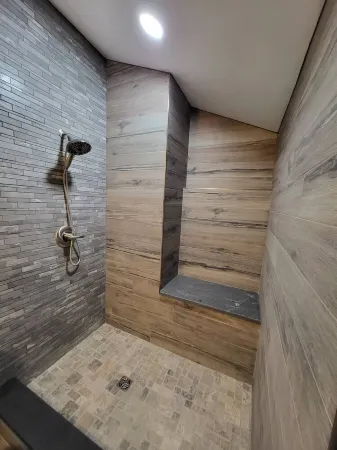 Hse Nr Ski Mtn+Lk George Winter Carnival w/HotTub Отели рядом с достопримечательностью «Зона отдыха Герни Лейн»