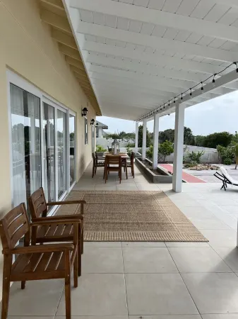 Lovely Villa at Baby Beach Aruba, 2 mins to Beach, Big Pool, perfect for family