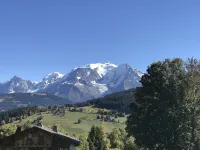 On the outskirts of Megève, 2 1/2 rooms 45M2, sleeps 4 with garden/terrace