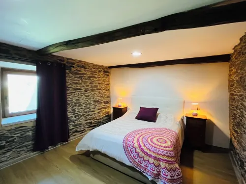 Casa con Jardín Cerrado, Entre Santiago de Compostela y Coruña