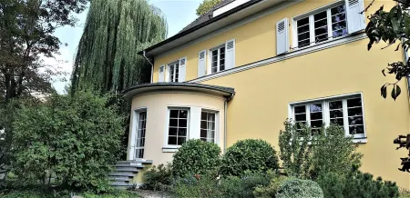 Perfect for trade fair visitors as well as for those curious about Leipzig