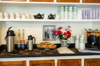 Jailhouse Inn - breakfast