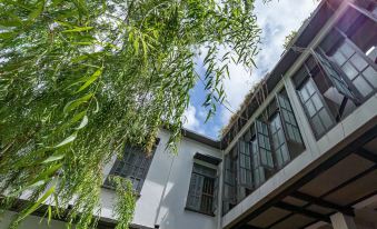 Yu Cafe Hostel