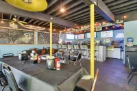 Vibrant Kimberling City Hideaway w/ Private Deck!