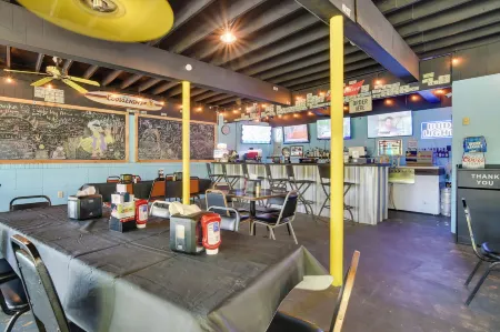 Vibrant Kimberling City Hideaway w/ Private Deck!