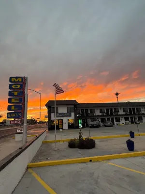 Rawls Motel Near Phoenix Airport