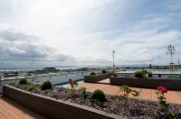 The Western Citypoint Apartments Hotels in Galway