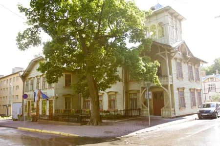 Villa Margaretha Boutique Hotell Отели рядом с достопримечательностью «Тартуский университет»