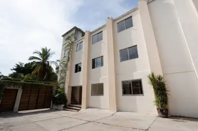 Hotel Ashly Loma Larga Hotels in 