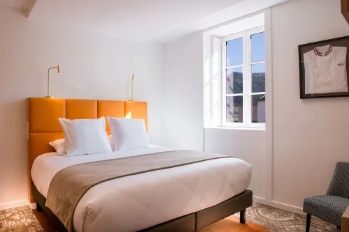 Logis Hôtel le Tilia Hotel a Tarare