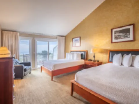 Pacific Reef Hotel & Light Show Hotels in Curry County