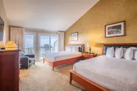 Pacific Reef Hotel & Light Show Hotels in Gold Beach