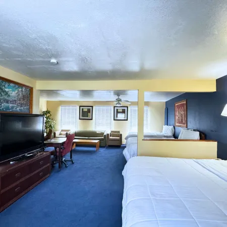 Westwoods Motel