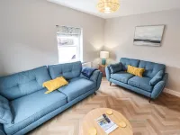 Printers Cottage Hotels near Alford Manor House